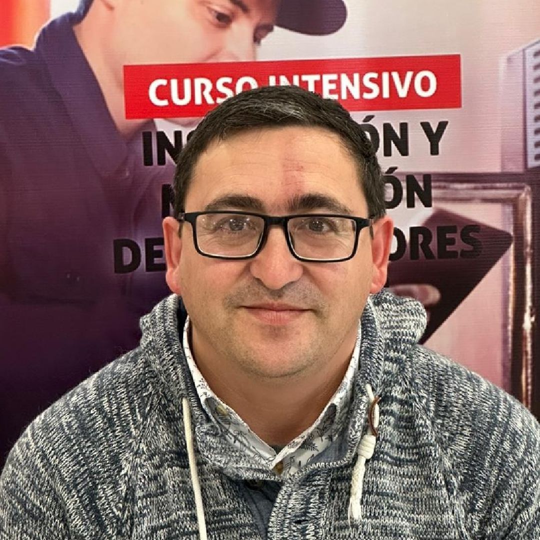 Roberto Ruiz Becerra Álvaro Andrade Mancilla