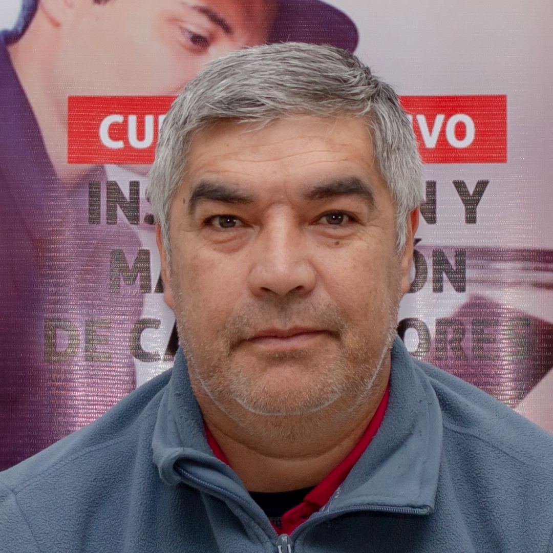 Carlos Enrique Sáez Cárdenas Juan Luis Reyes Reyes